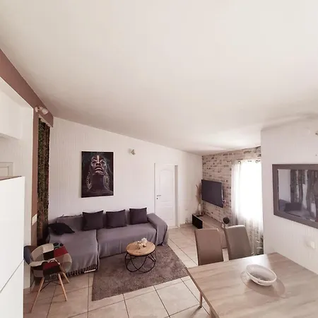 Simun Апартаменты Примоштен