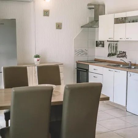 Apartment Simun Primosten